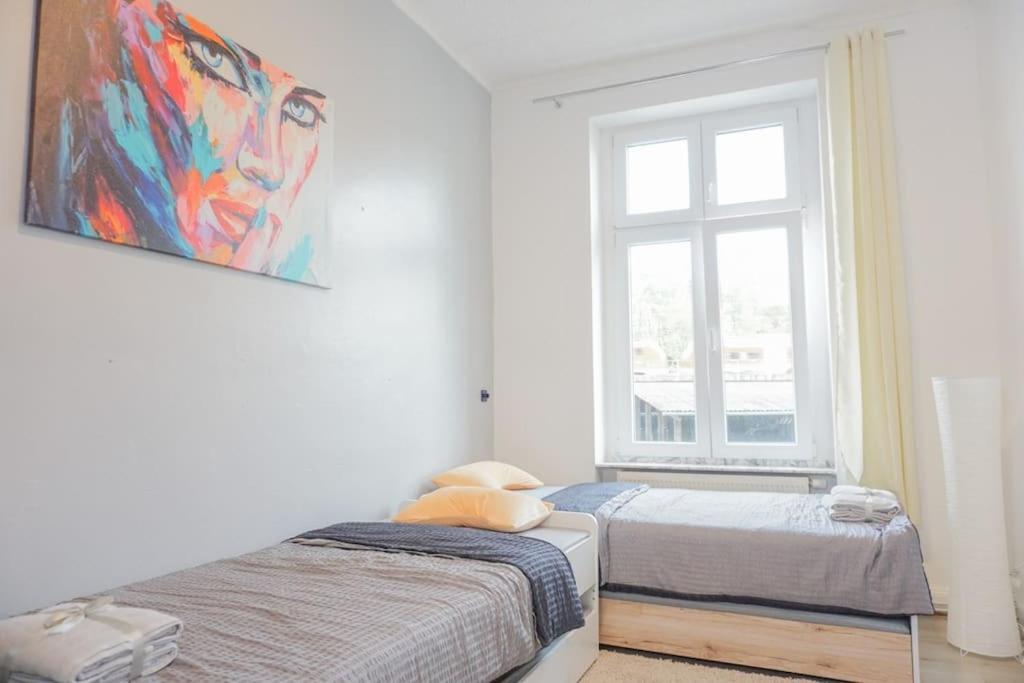 Apartment In Wuppertal - Charmante 3-Zimmer-Oase Mit Kamin Und Badewanne Dış mekan fotoğraf