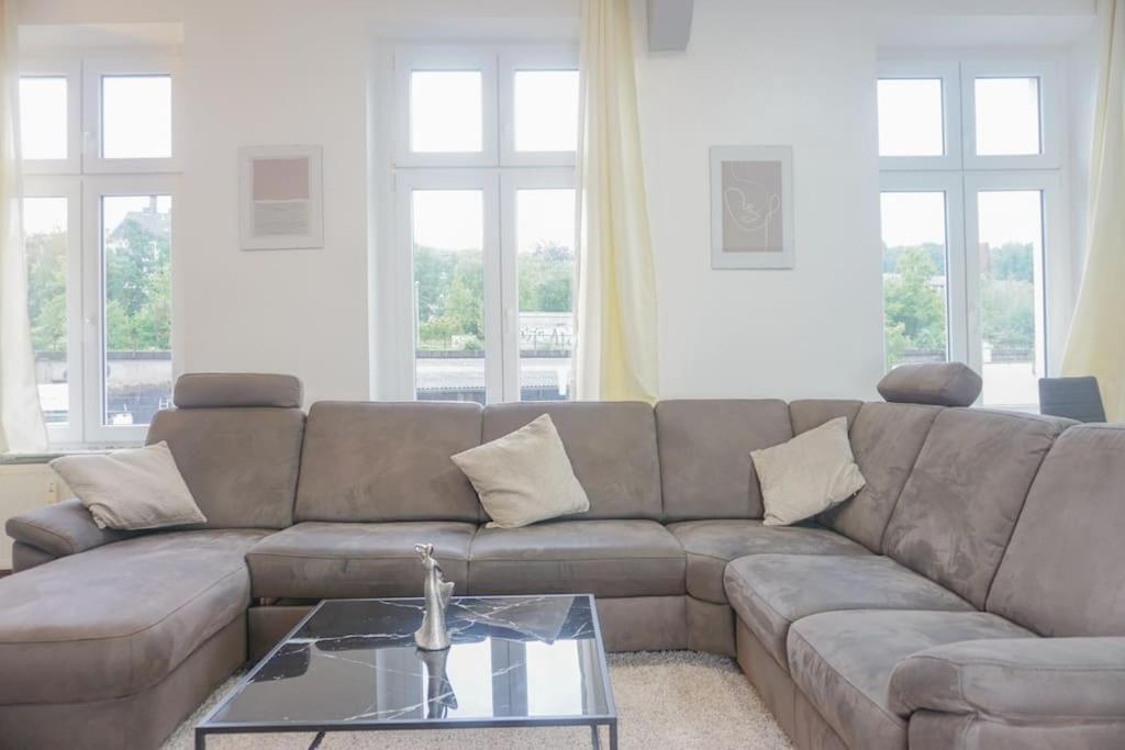 Apartment In Wuppertal - Charmante 3-Zimmer-Oase Mit Kamin Und Badewanne Dış mekan fotoğraf