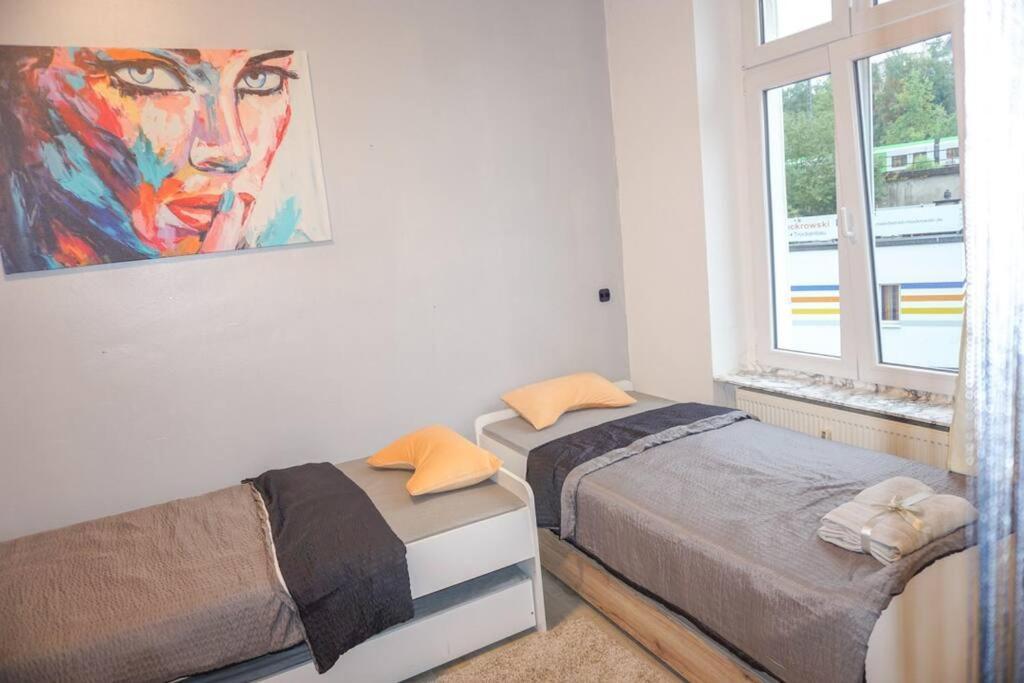Apartment In Wuppertal - Charmante 3-Zimmer-Oase Mit Kamin Und Badewanne Dış mekan fotoğraf