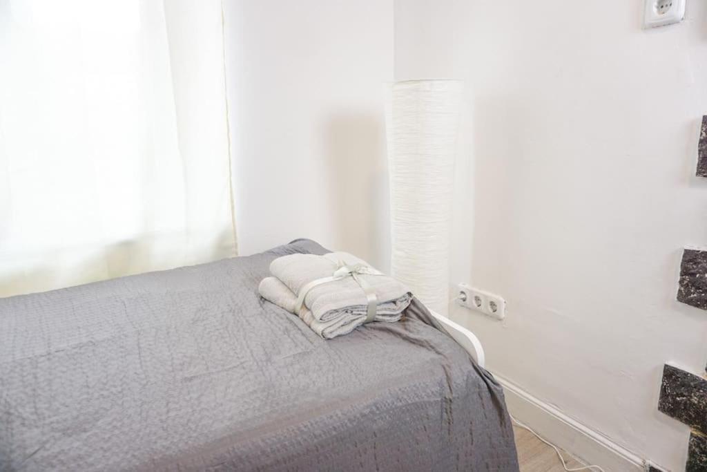 Apartment In Wuppertal - Charmante 3-Zimmer-Oase Mit Kamin Und Badewanne Dış mekan fotoğraf