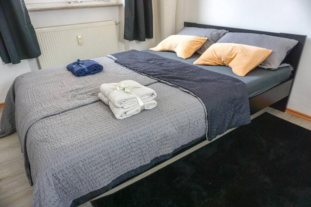 Apartment In Wuppertal - Charmante 3-Zimmer-Oase Mit Kamin Und Badewanne Dış mekan fotoğraf